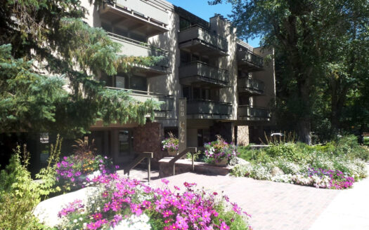 Concept 600 Building Office, Salon, Retail